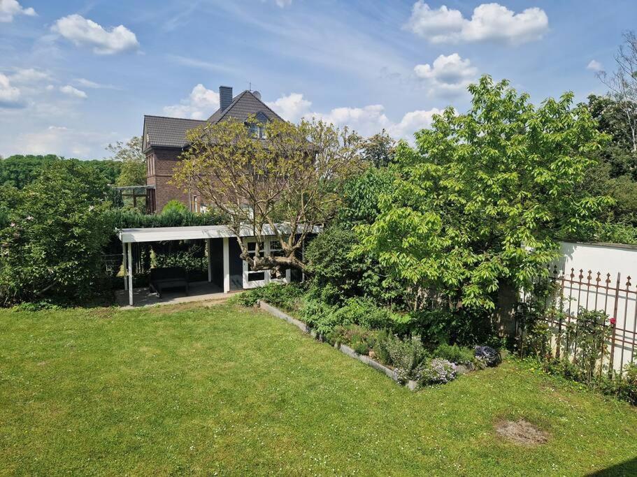 Historische Villa Mit Garten, Luxus Meerbusch Exterior photo